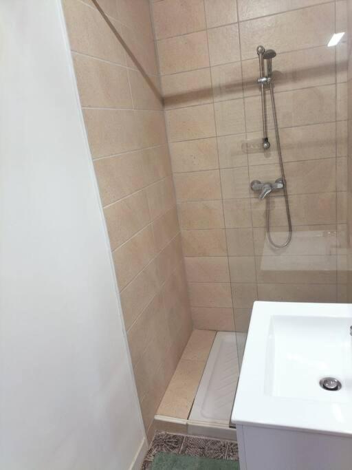 Studio Neuf A La Campagne Apartman Bressols Kültér fotó